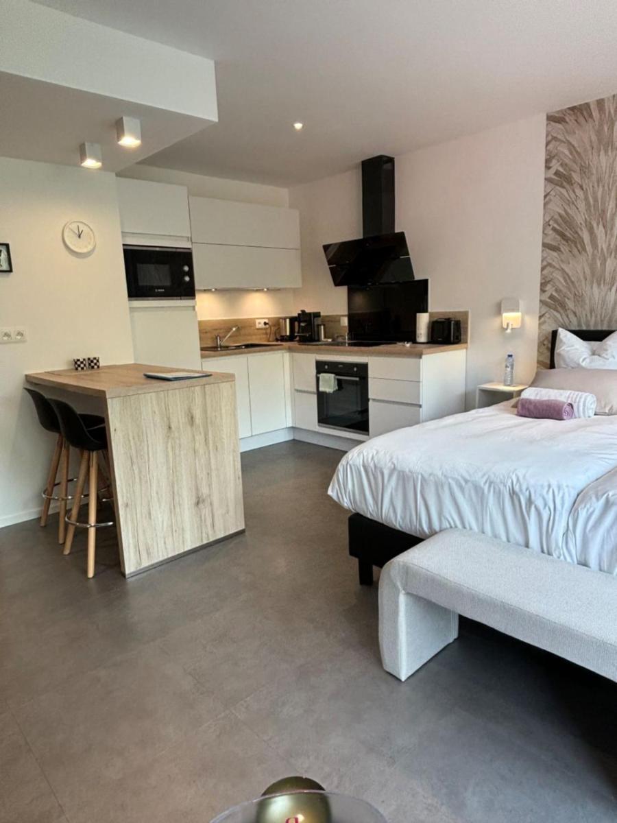 Studio De L'Avenue Spa Eksteriør billede