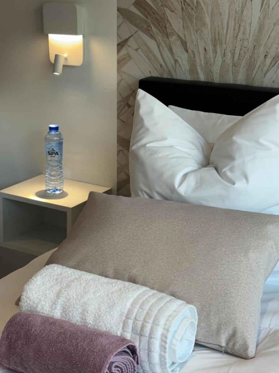 Studio De L'Avenue Spa Eksteriør billede